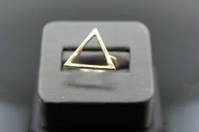 18k Solid Gold Elegant Ladies Modern Triangle Designed Fancy Ring R9139m