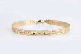 7 14k Yellow Gold Etched Star Chain Bracelet (3.54g.)