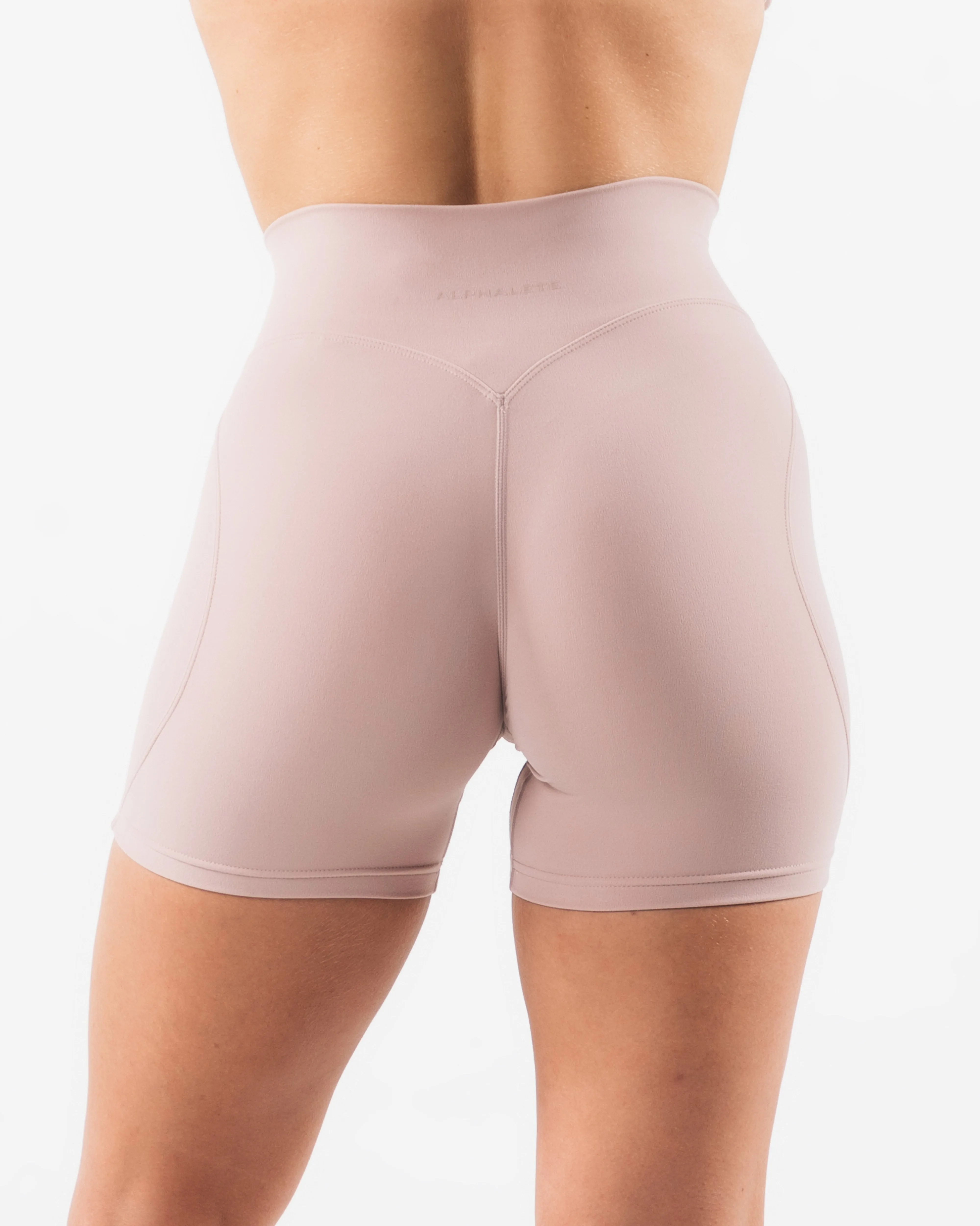 Aura Short 5 - Porcelain