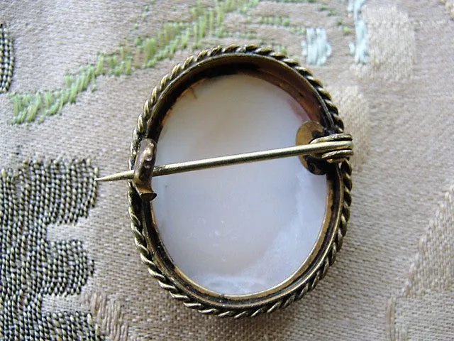 BEAUTIFUL Antique Cameo Brooch Classical Beauty Romantic Authentic Hand Carved Shell Cameo Pin Fine Victorian Jewelry