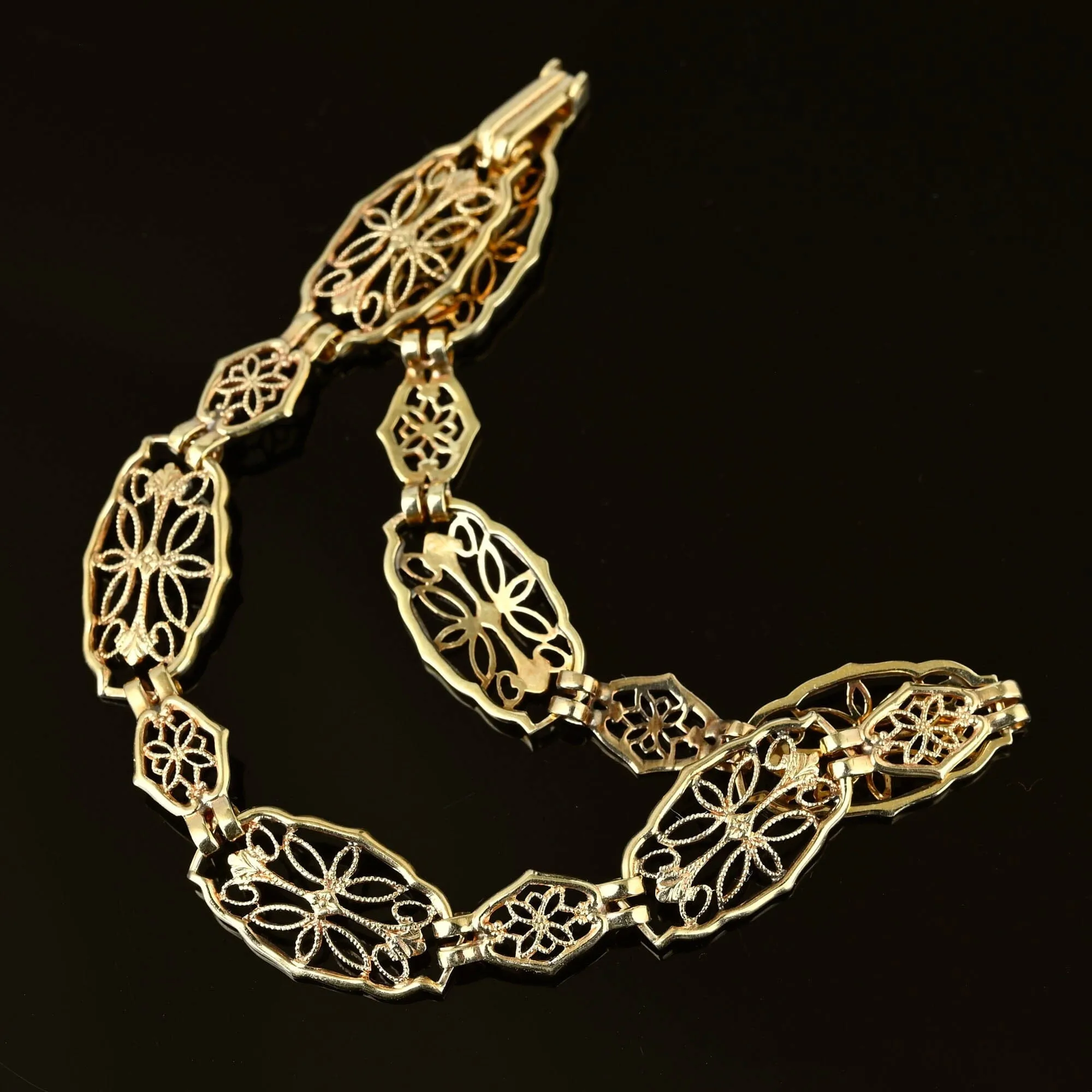 Charming Floral Solid 10K Gold Filigree Bracelet