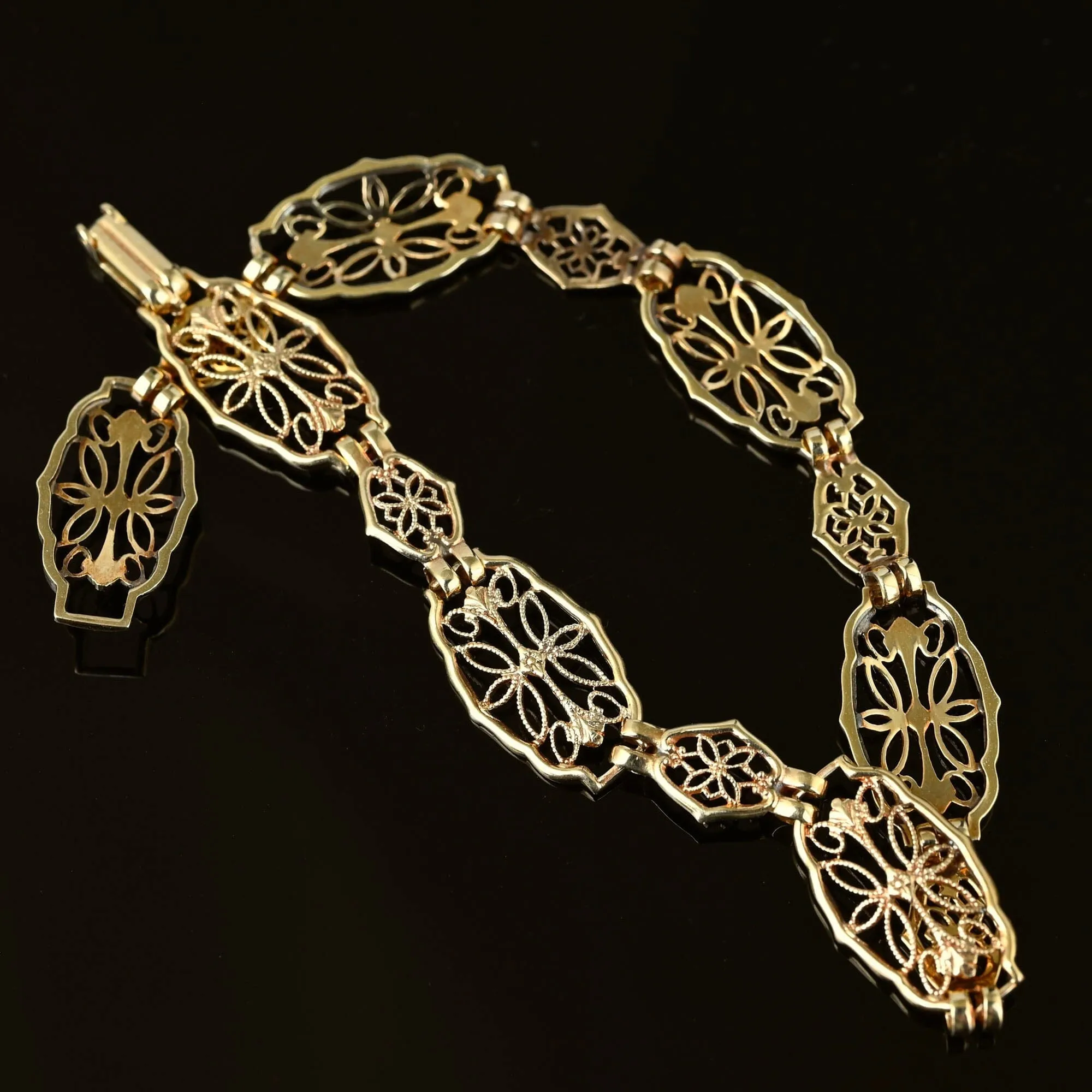 Charming Floral Solid 10K Gold Filigree Bracelet