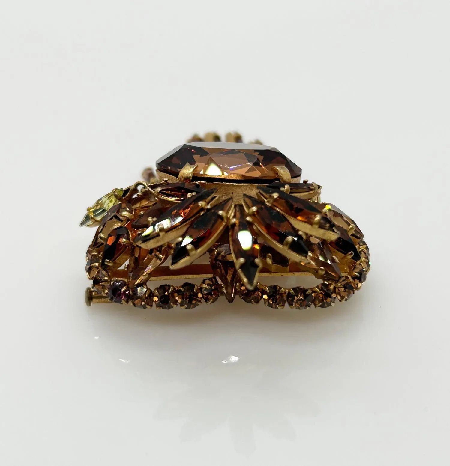 Showstopping Vintage Brooch with Golden Amber Stones