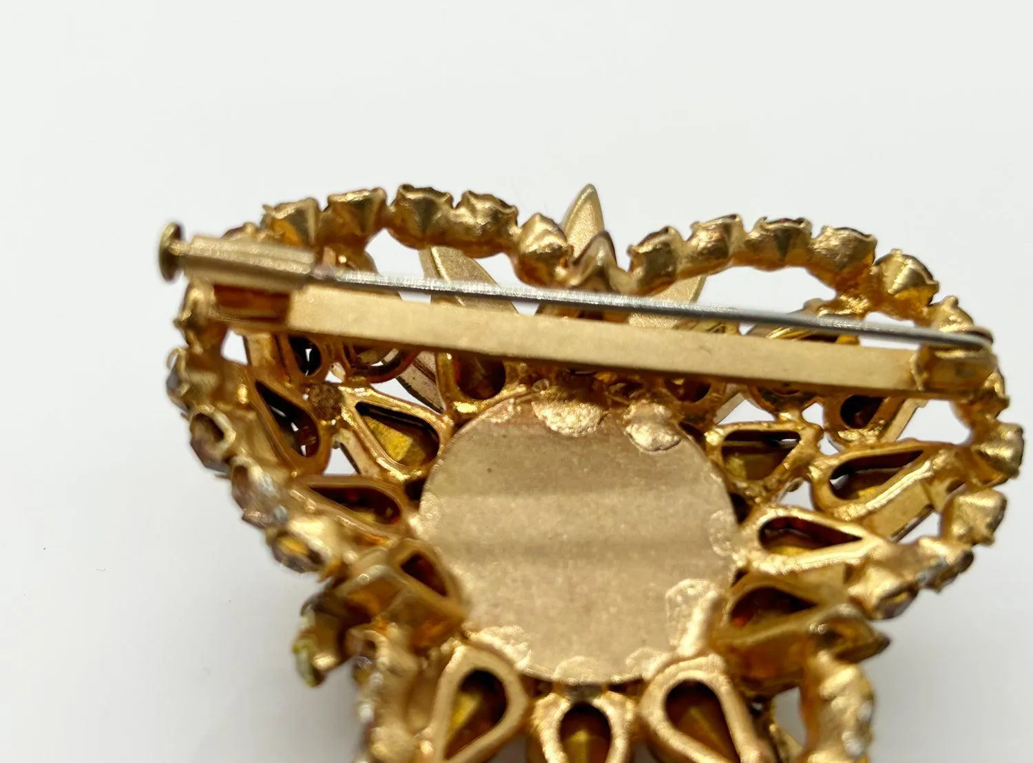 Showstopping Vintage Brooch with Golden Amber Stones