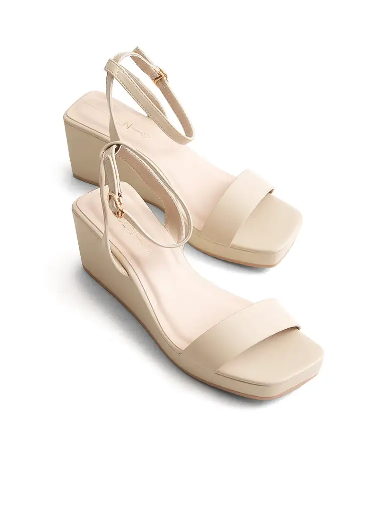 Tahoma Wedge Sandals