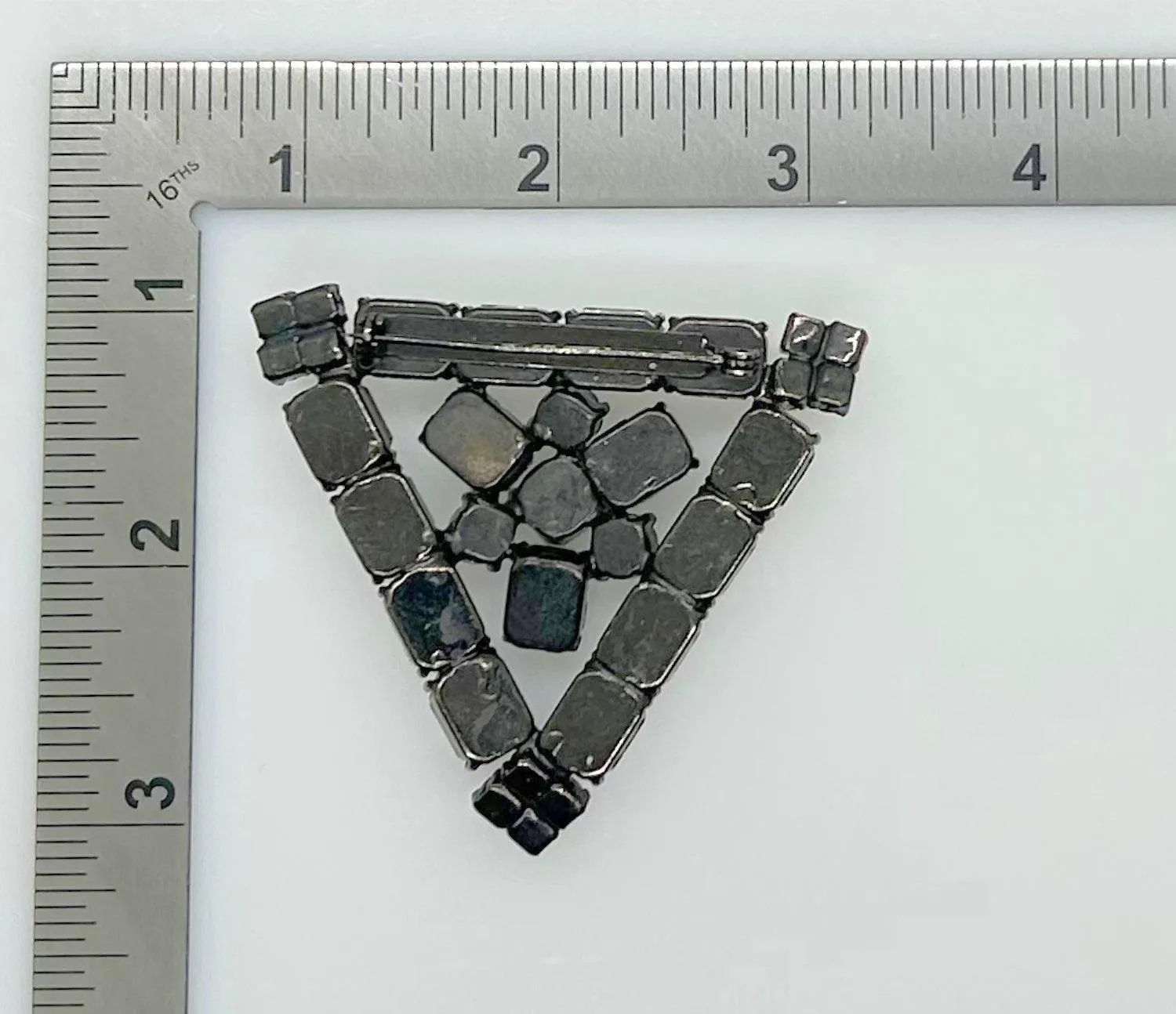 Vintage Geometric Bright Crystals Brooch in Japanned Metal