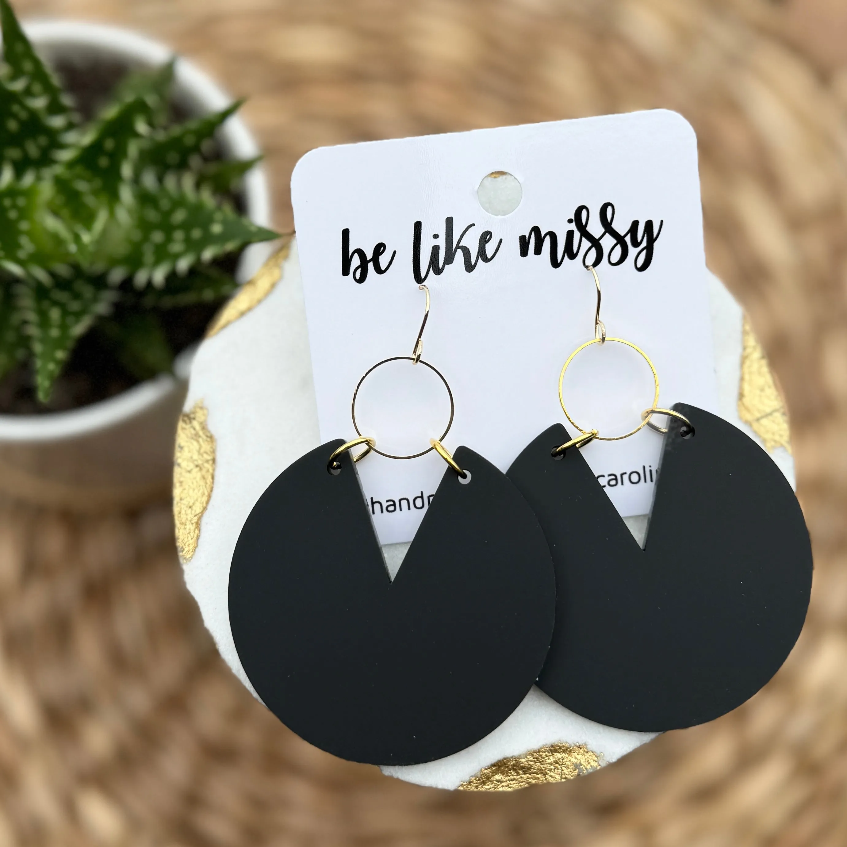 Viv - Matte Black - Acrylic Earrings